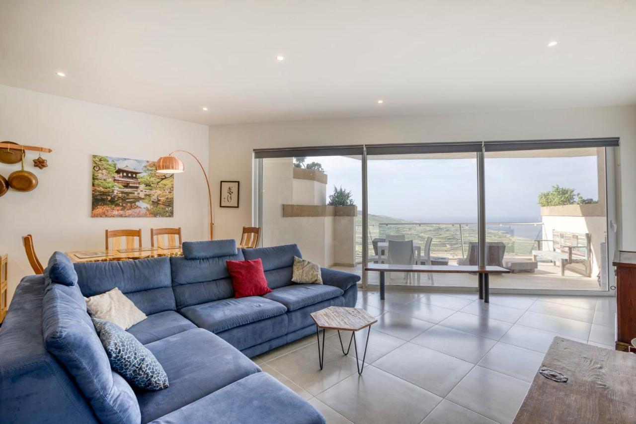 Apartment With Pool-Hosted By Sweetstay Zebbug  Εξωτερικό φωτογραφία