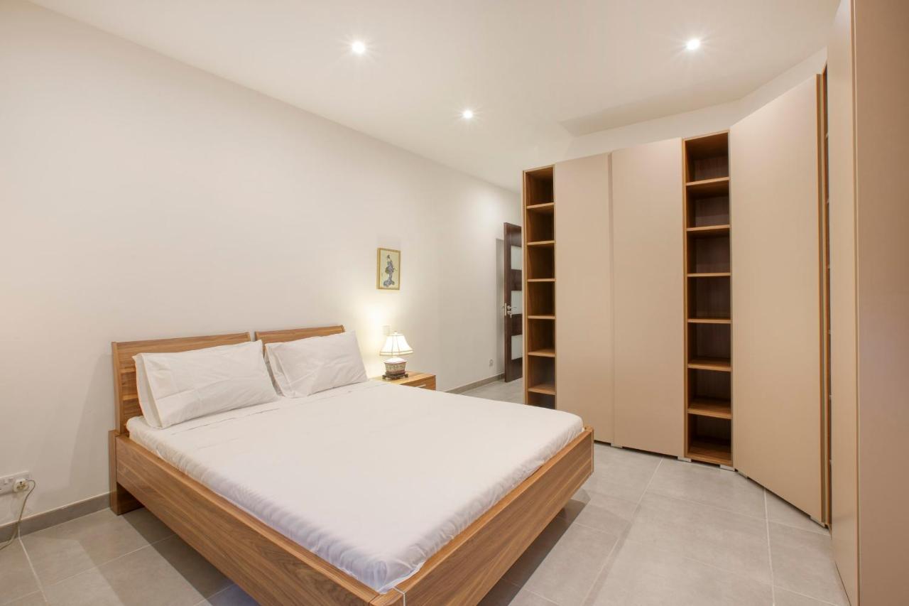 Apartment With Pool-Hosted By Sweetstay Zebbug  Εξωτερικό φωτογραφία